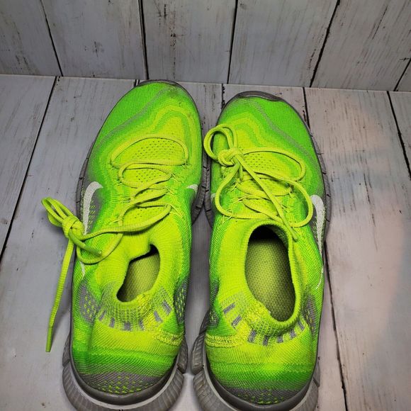 Nike Free 5.0 Running Shoes Size 8 Women's Neon Electric Green - Picture 8 of 10